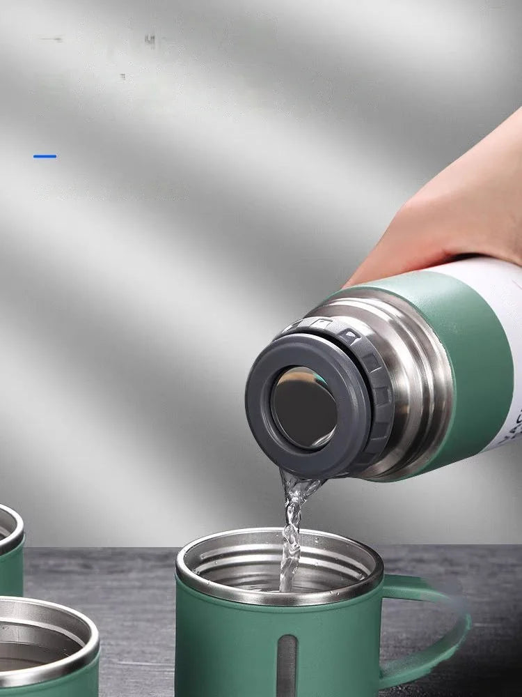 Garrafa Térmica Vacuum 500ml + 2 Xícaras