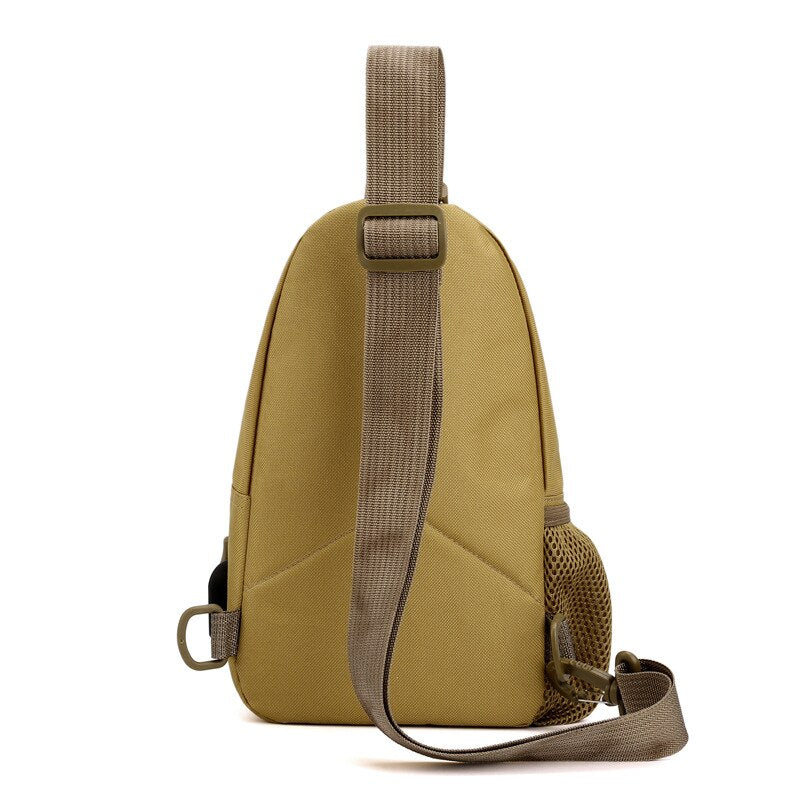 Mochila Tática Pequena USB de Peito Camuflada